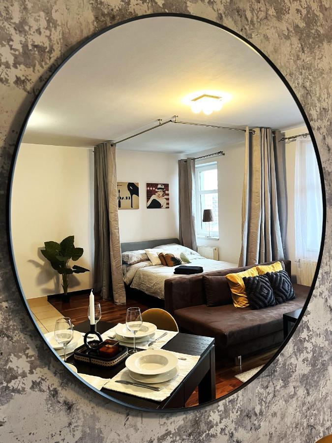 Jagielly Apartment ~ Self Check-In 24H ~ Parking & Lift วรอตซวาฟ ภายนอก รูปภาพ